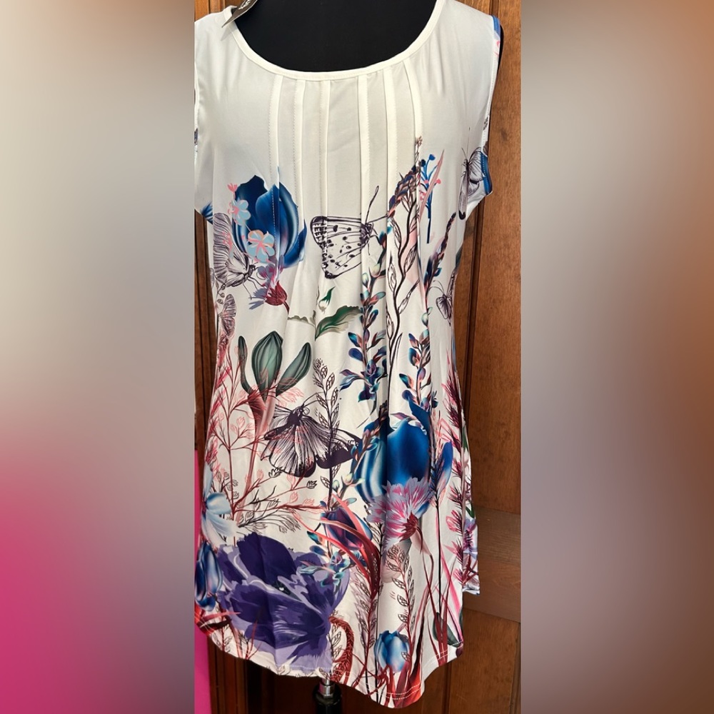 Lily of Firmiana Sleeveless Top. Size L NWT